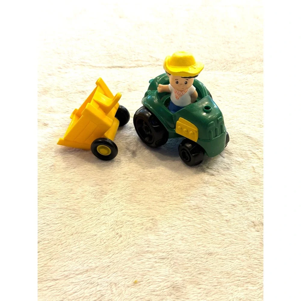 Fisher Price Little People Green Tractor Yellow Trailer Farmer Figure BBF07